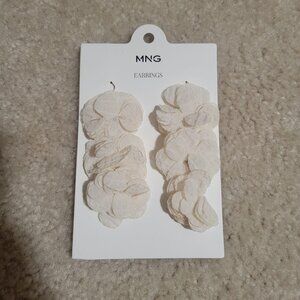 Mango Cream / White Floral Long Dangle Earrings, NWT